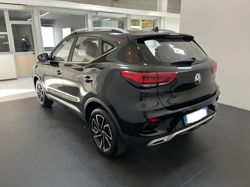 Mg ZS nuova a Lucca (7)