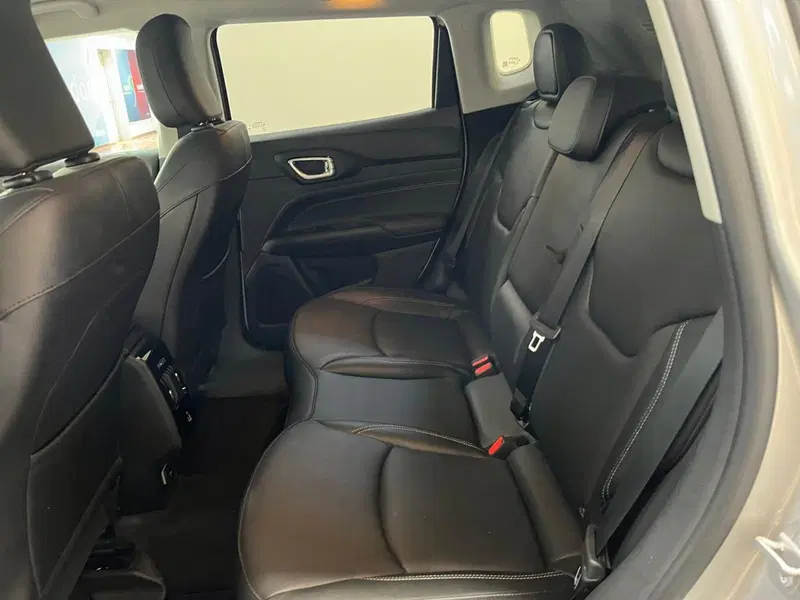 Jeep Compass usata a Lucca (12)