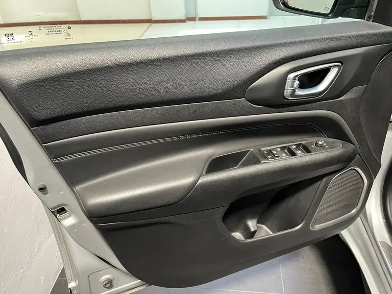 Jeep Compass usata a Lucca (9)