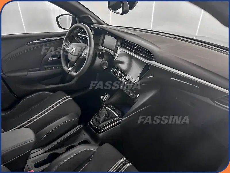 Opel Corsa usata a Milano (12)