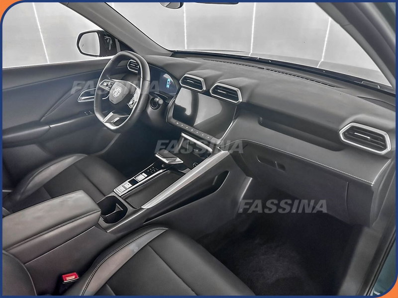 Mg ZS EV usata a Milano (12)