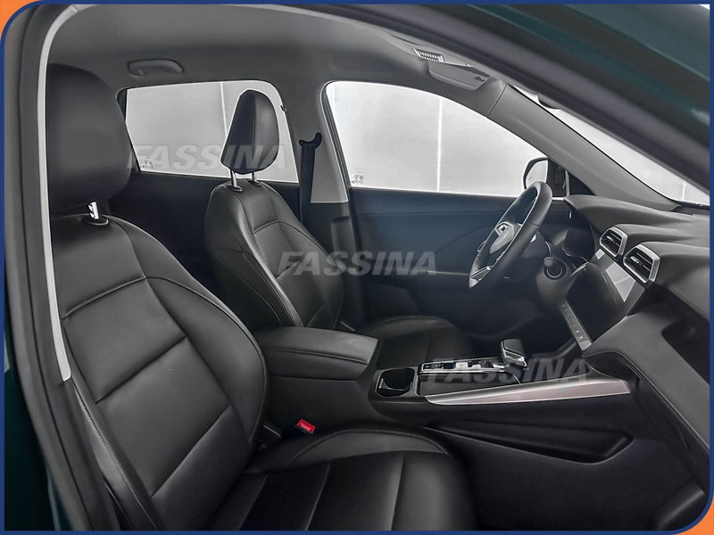 Mg ZS EV usata a Milano (13)
