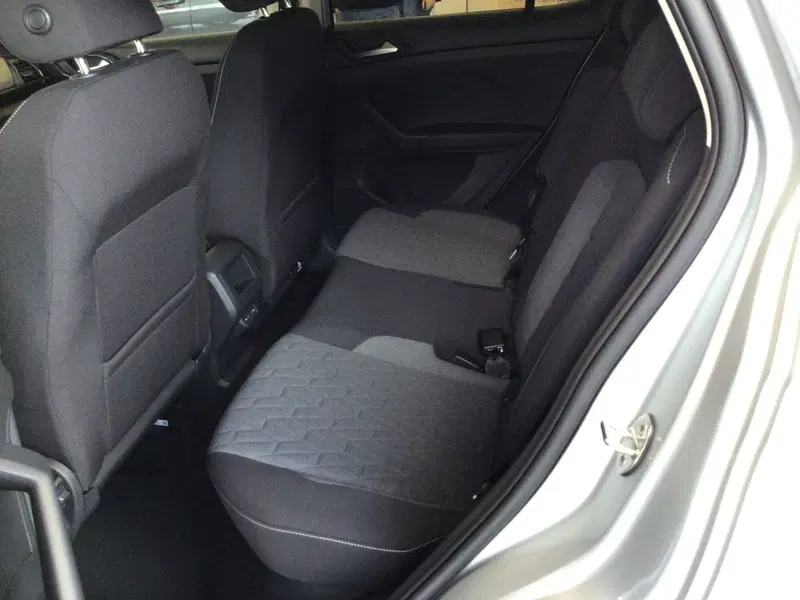Volkswagen T-Cross nuova a Genova (10)