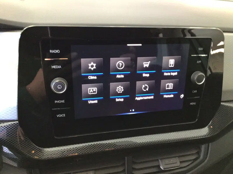 Volkswagen T-Cross nuova a Genova (18)