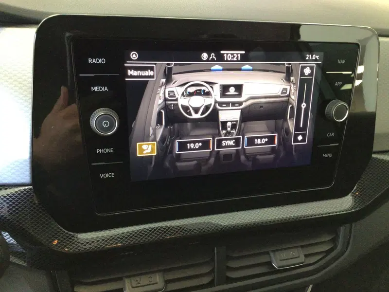 Volkswagen T-Cross nuova a Genova (19)
