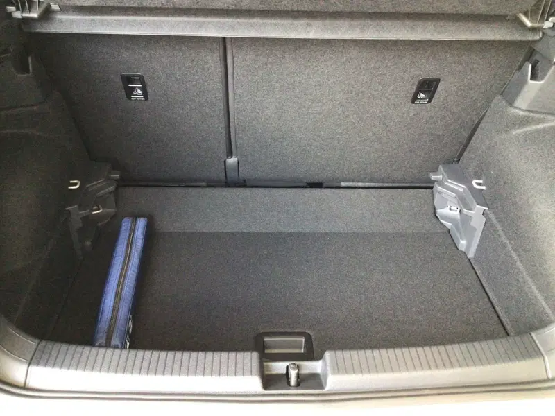 Volkswagen T-Cross nuova a Genova (8)