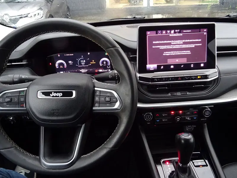 Jeep Compass usata a Lucca (10)