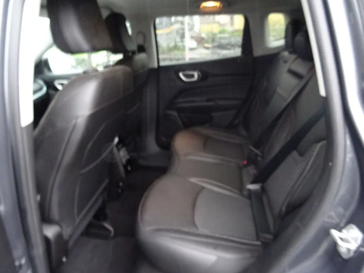 Jeep Compass usata a Lucca (16)