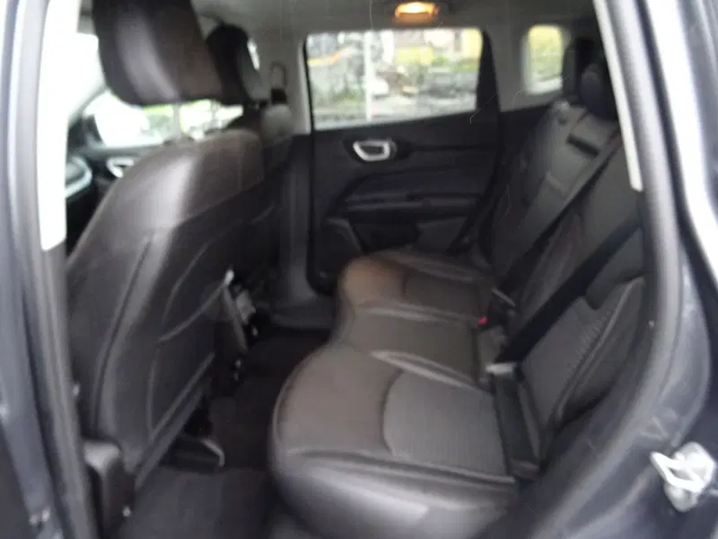 Jeep Compass usata a Lucca (16)