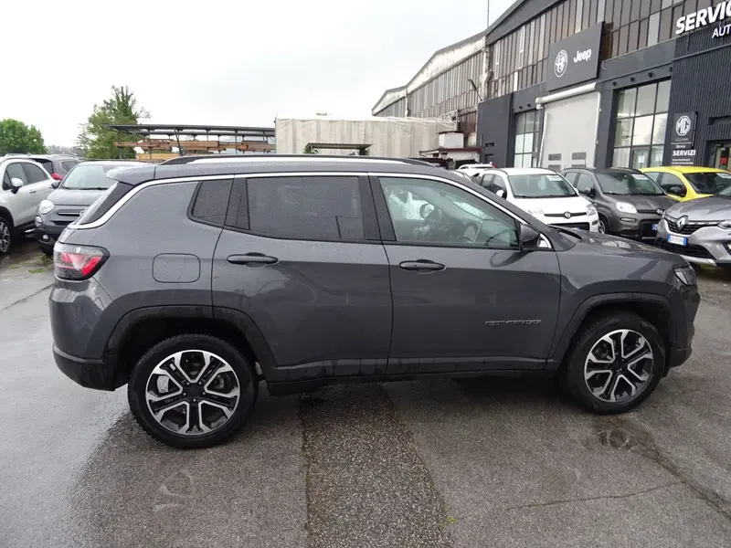 Jeep Compass usata a Lucca (5)