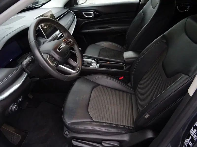 Jeep Compass usata a Lucca (9)