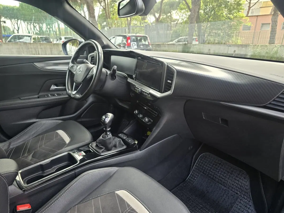 Opel Mokka usata a Massa-Carrara (20)