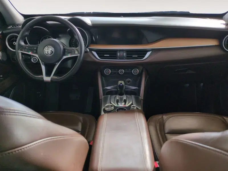 Alfa Romeo Stelvio usata a Agrigento (9)