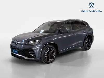 Volkswagen Tiguan Allspace 2.0 TDI SCR DSG 4MOTION R-Line del 2025 usata a Favara