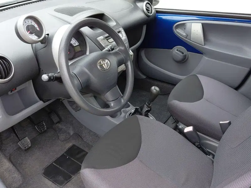 Toyota Aygo usata a Cagliari (6)