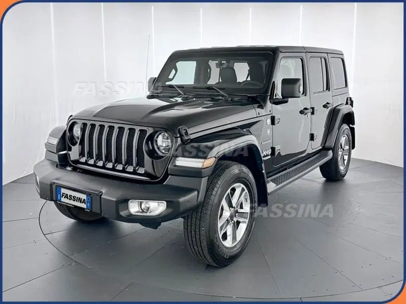 Jeep Wrangler Unlimited usata a Milano (3)