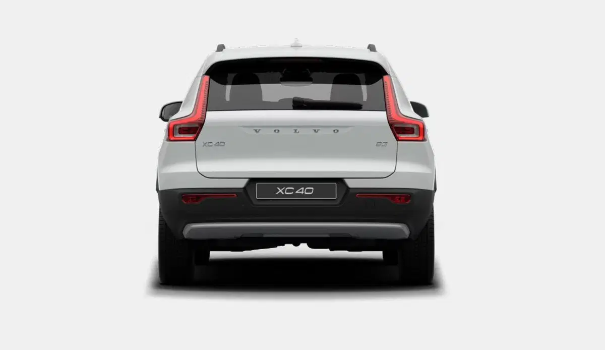 Volvo XC40 nuova a Milano (7)