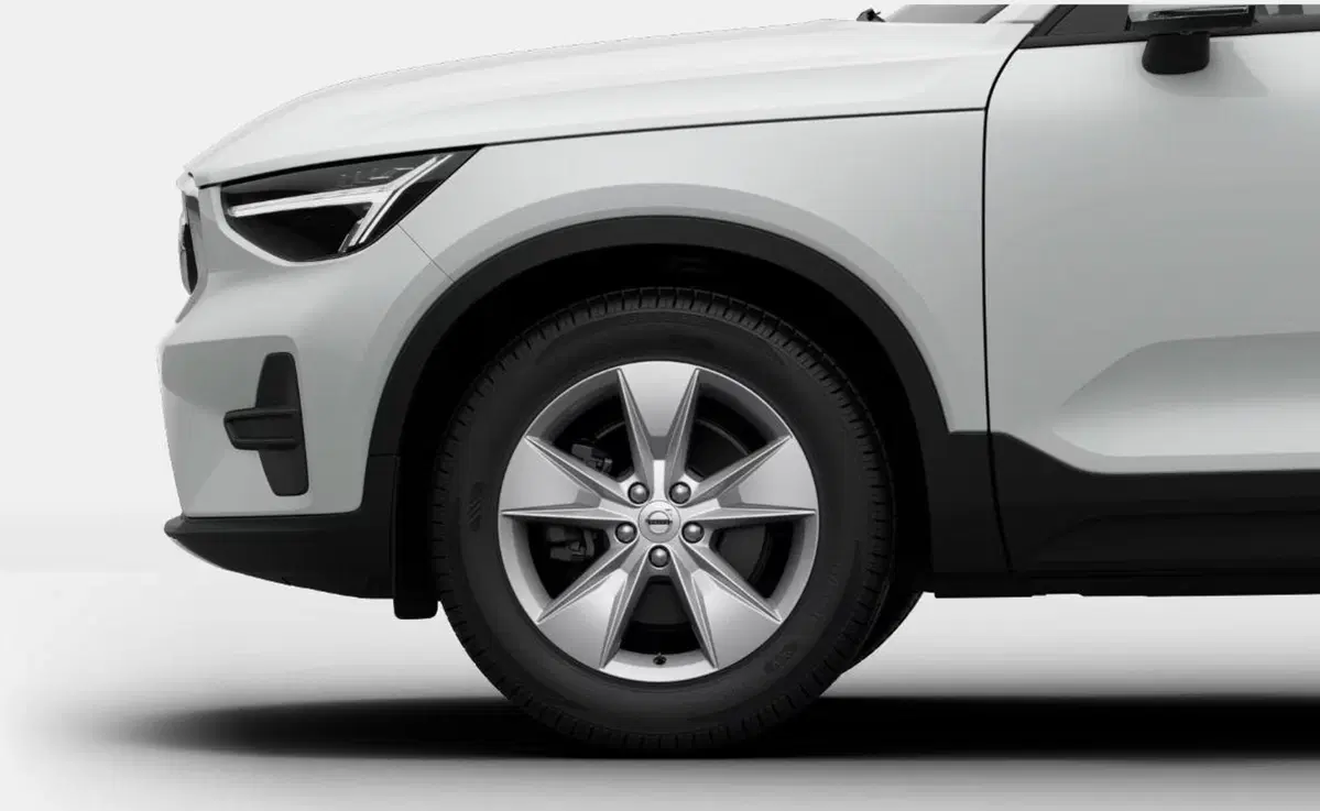 Volvo XC40 nuova a Milano (8)