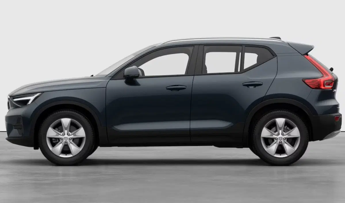 Volvo XC40 nuova a Milano (2)