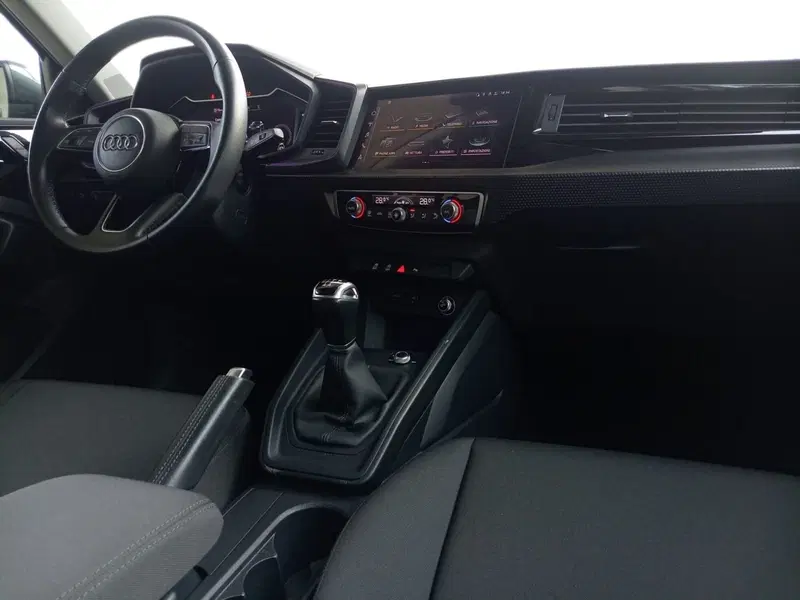 Audi A1 allstreet usata a Bari (4)