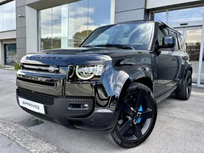 Land Rover Defender 110 3.0 l6 400 CV AWD Auto HSE del 2021 usata a Pesaro