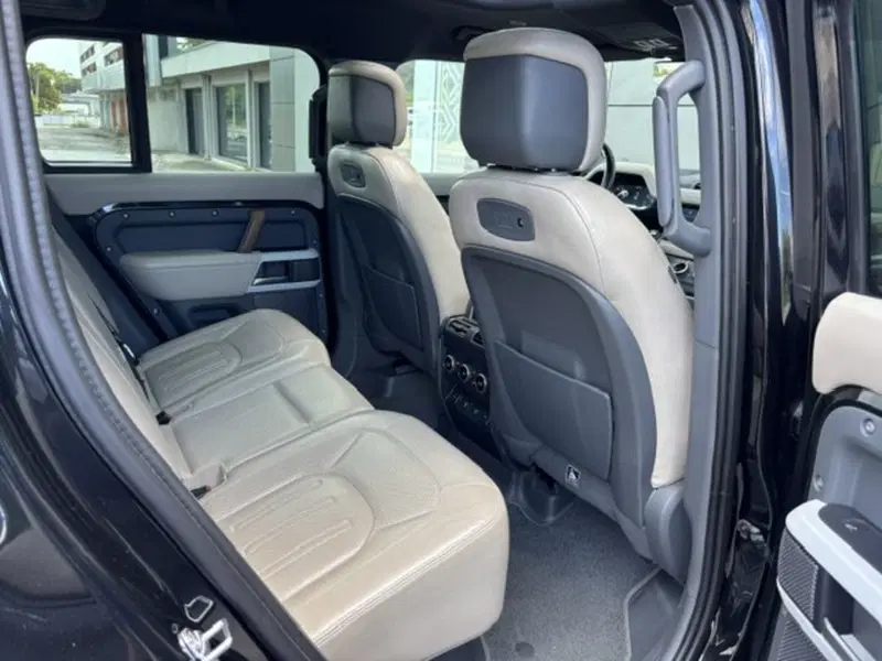 Land Rover Defender usata a Pesaro-Urbino (5)