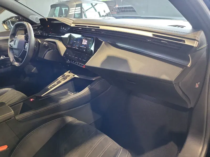 Peugeot 408 usata a Vicenza (17)