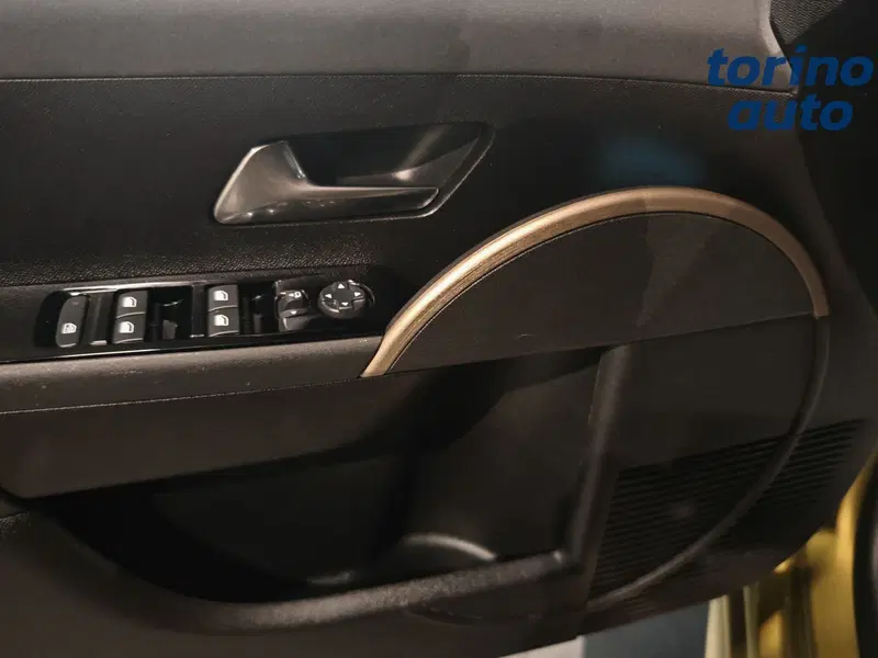 Lancia Ypsilon usata a Torino (11)