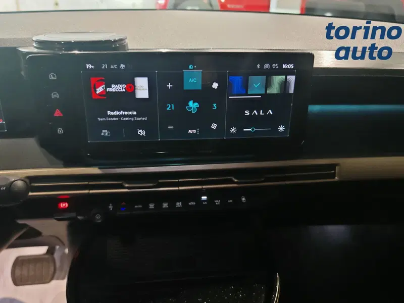 Lancia Ypsilon usata a Torino (19)