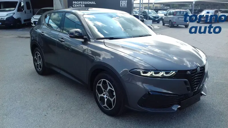Alfa Romeo Tonale nuova a Torino