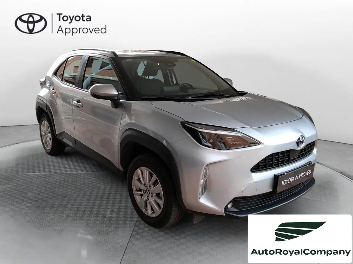 Toyota Yaris Cross usata a Roma (3)
