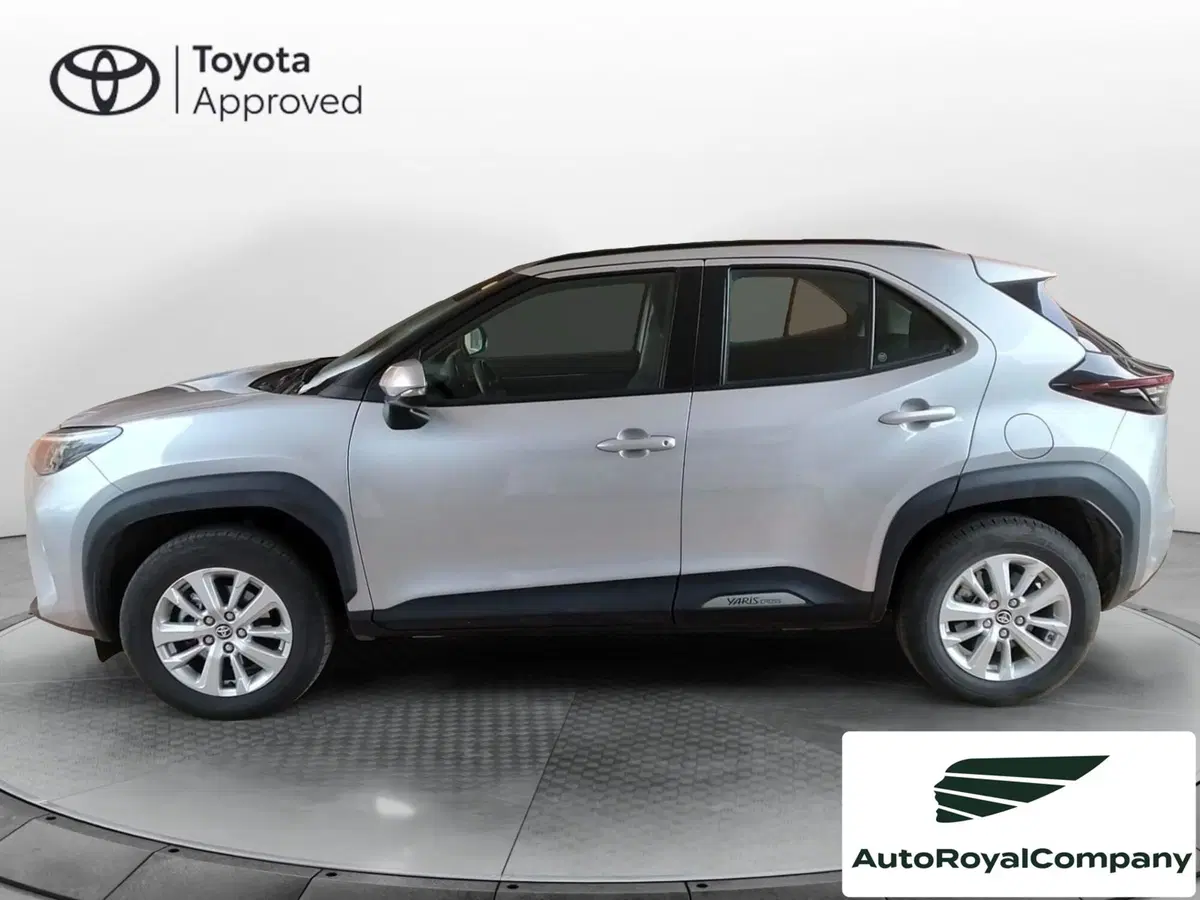 Toyota Yaris Cross usata a Roma (8)