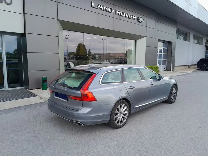Volvo V90 usata a Cuneo (8)