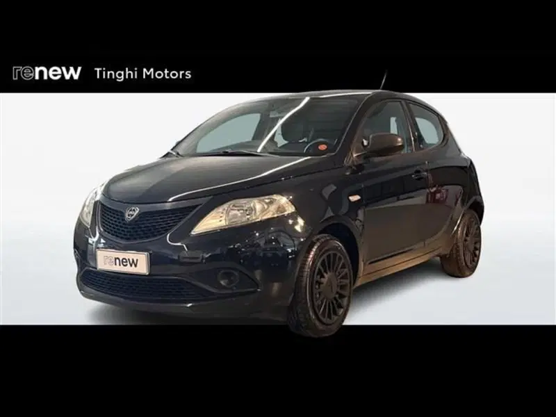 Lancia Ypsilon usata a Firenze