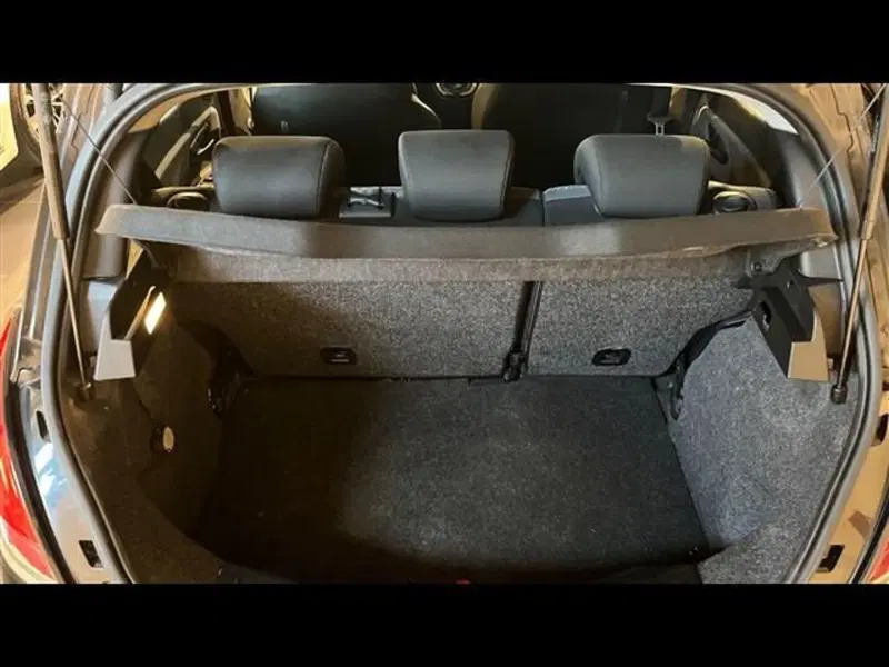 Lancia Ypsilon usata a Firenze (5)