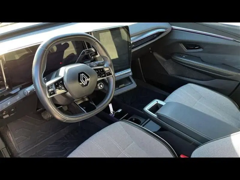 Renault Megane E-Tech Electric usata a Firenze (10)