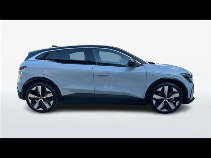 Renault Megane E-Tech Electric usata a Firenze (4)