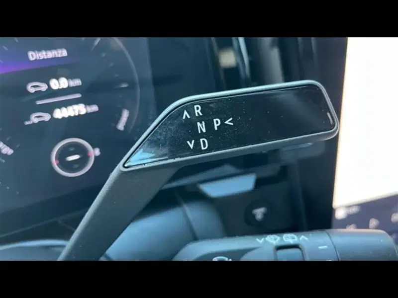 Renault Megane E-Tech Electric usata a Firenze (9)