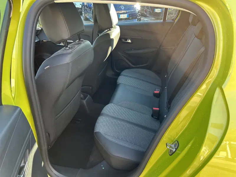 Peugeot 208 usata a Latina (11)