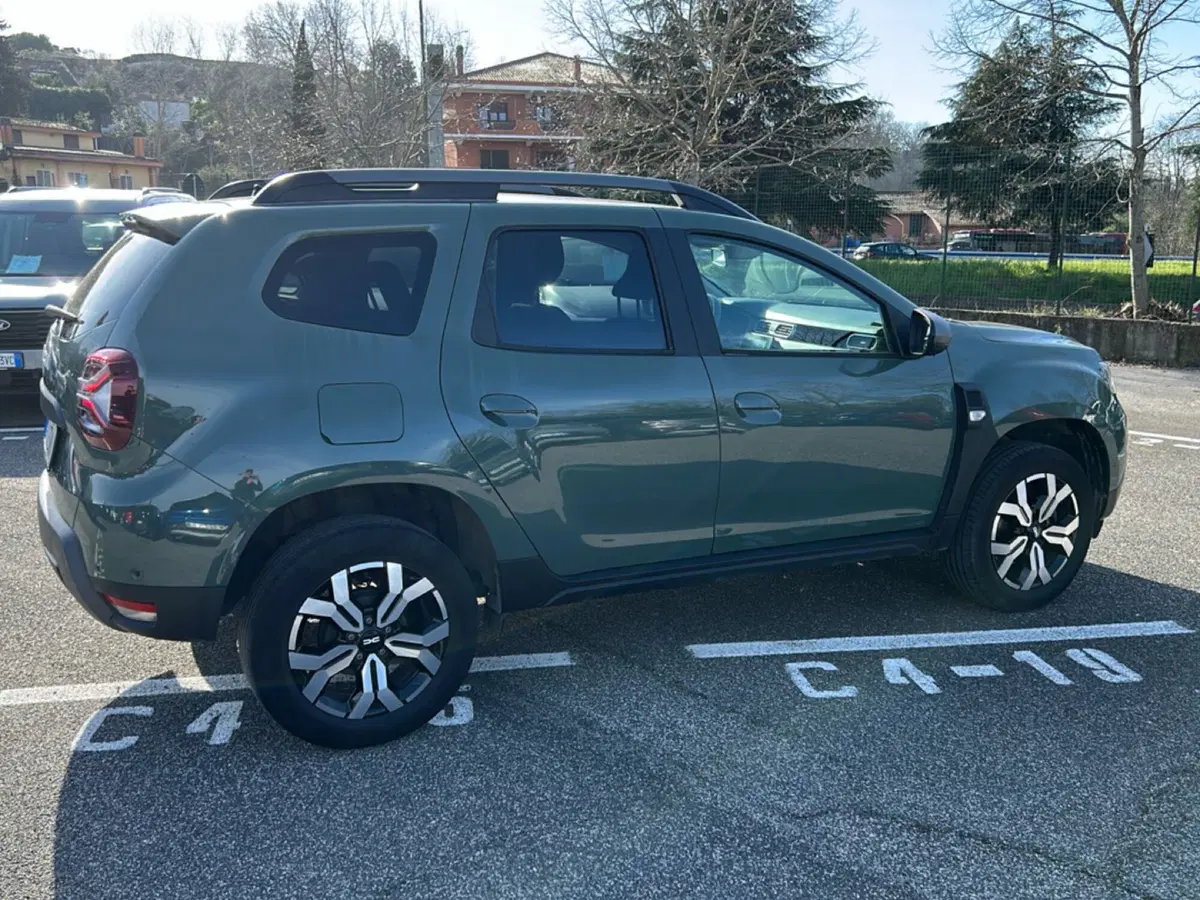 Dacia Duster usata a Latina (6)