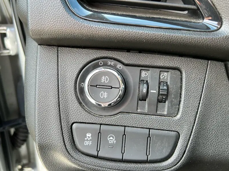 Opel Karl usata a Latina (14)