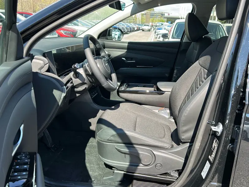Hyundai Tucson nuova a Roma (14)