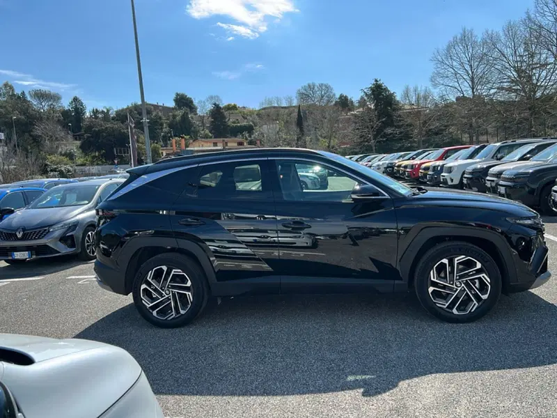 Hyundai Tucson nuova a Roma (8)