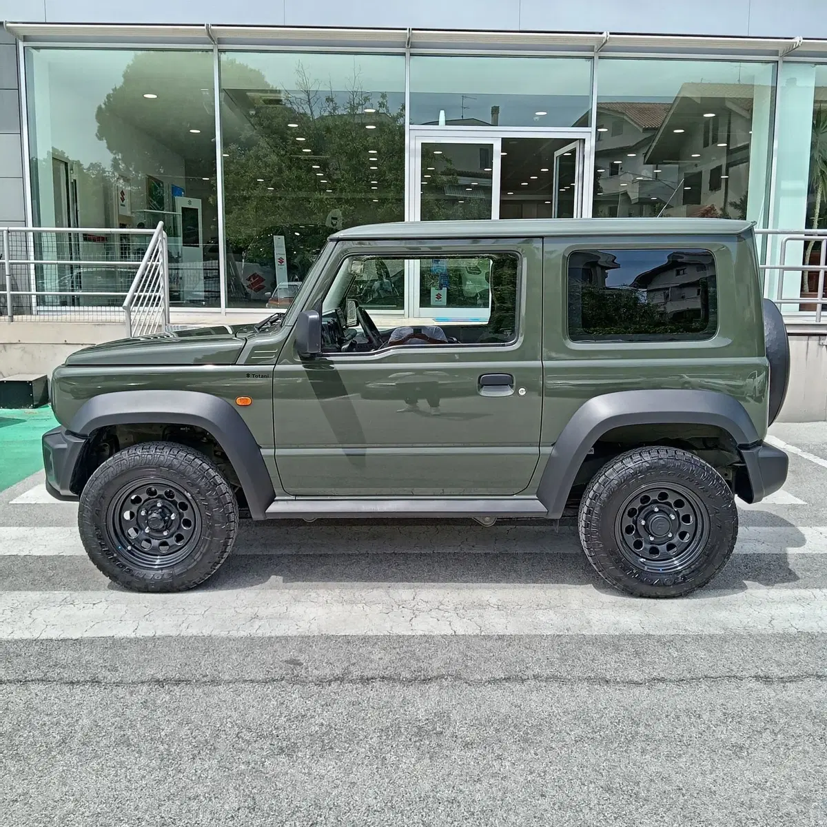 Suzuki Jimny usata a L'Aquila (4)