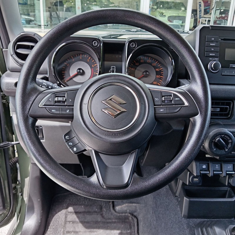 Suzuki Jimny usata a L'Aquila (8)