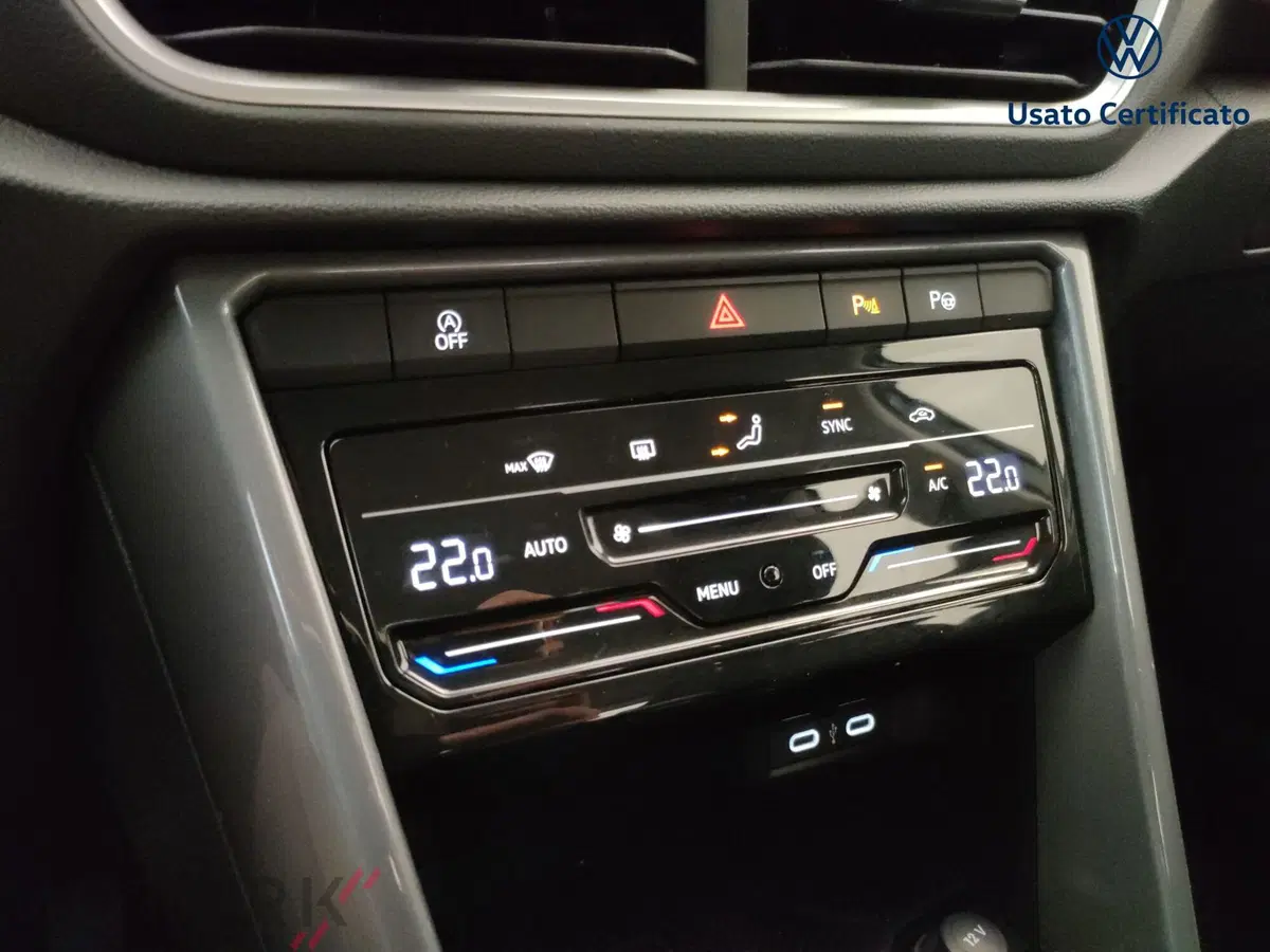 Volkswagen T-Roc usata a Varese (14)