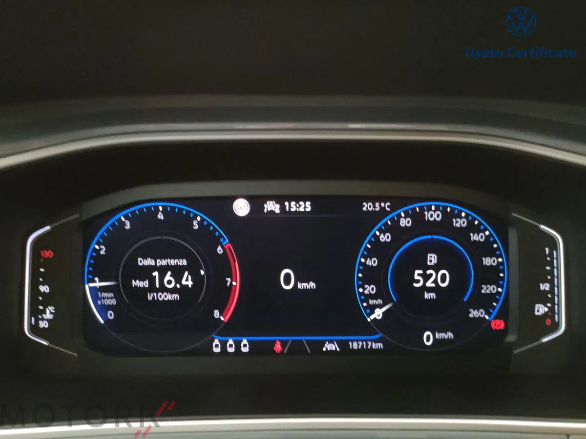Volkswagen T-Roc usata a Varese (17)