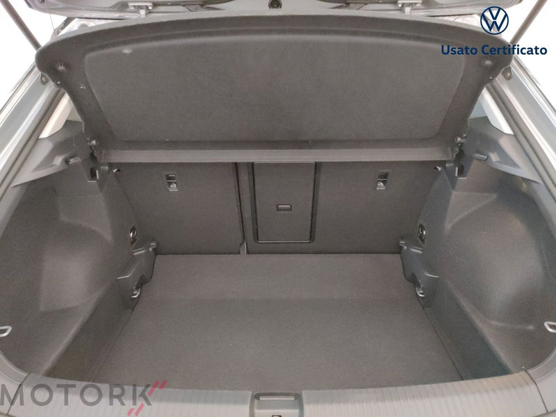 Volkswagen T-Roc usata a Varese (9)