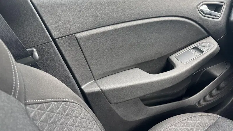 Renault Clio usata a Padova (17)