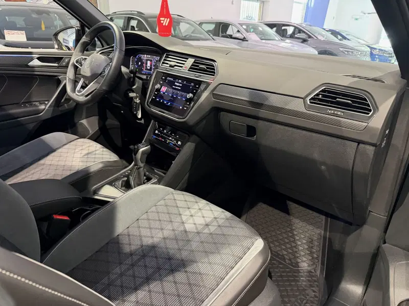 Volkswagen Tiguan usata a Genova (11)